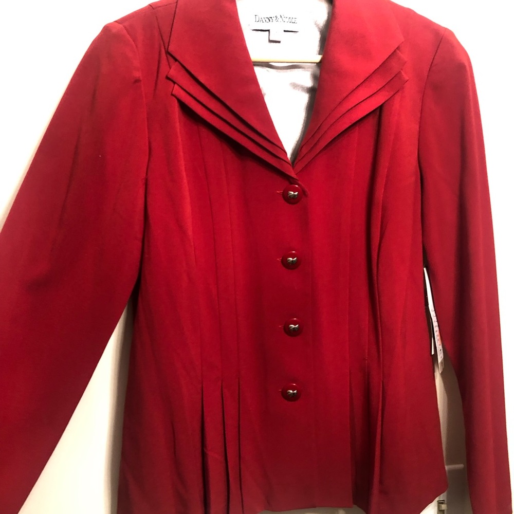 Red blazer - Picture 2 of 6